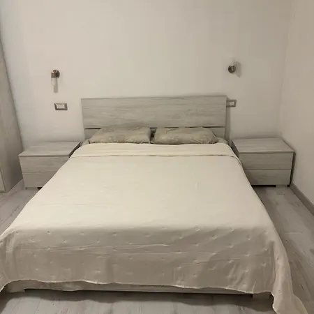 Casa Nada Apartman Neive