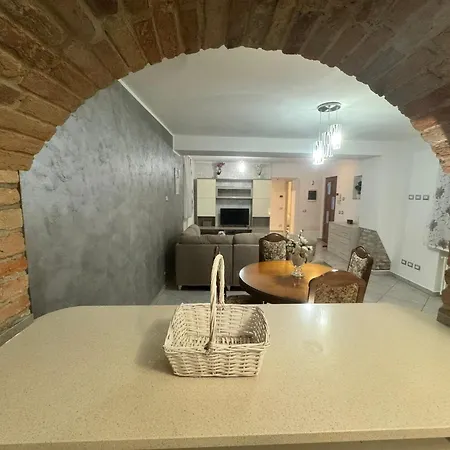 Casa Nada Apartman Neive